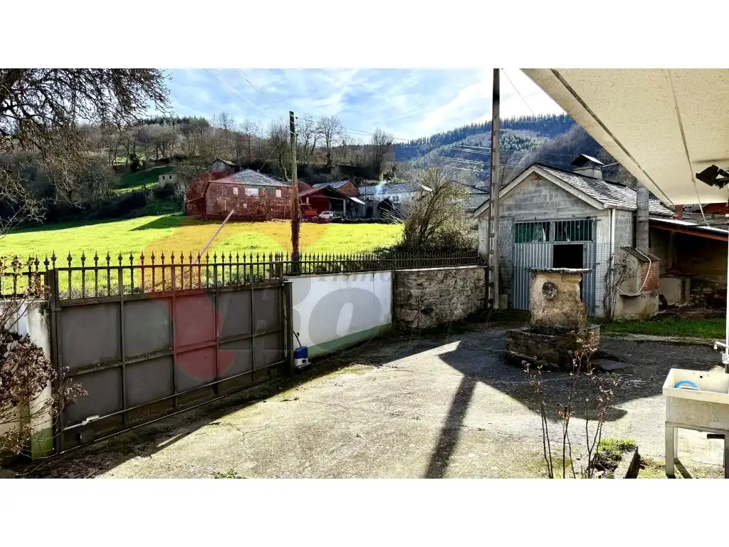 Casa o xalet en venda en Becerreá