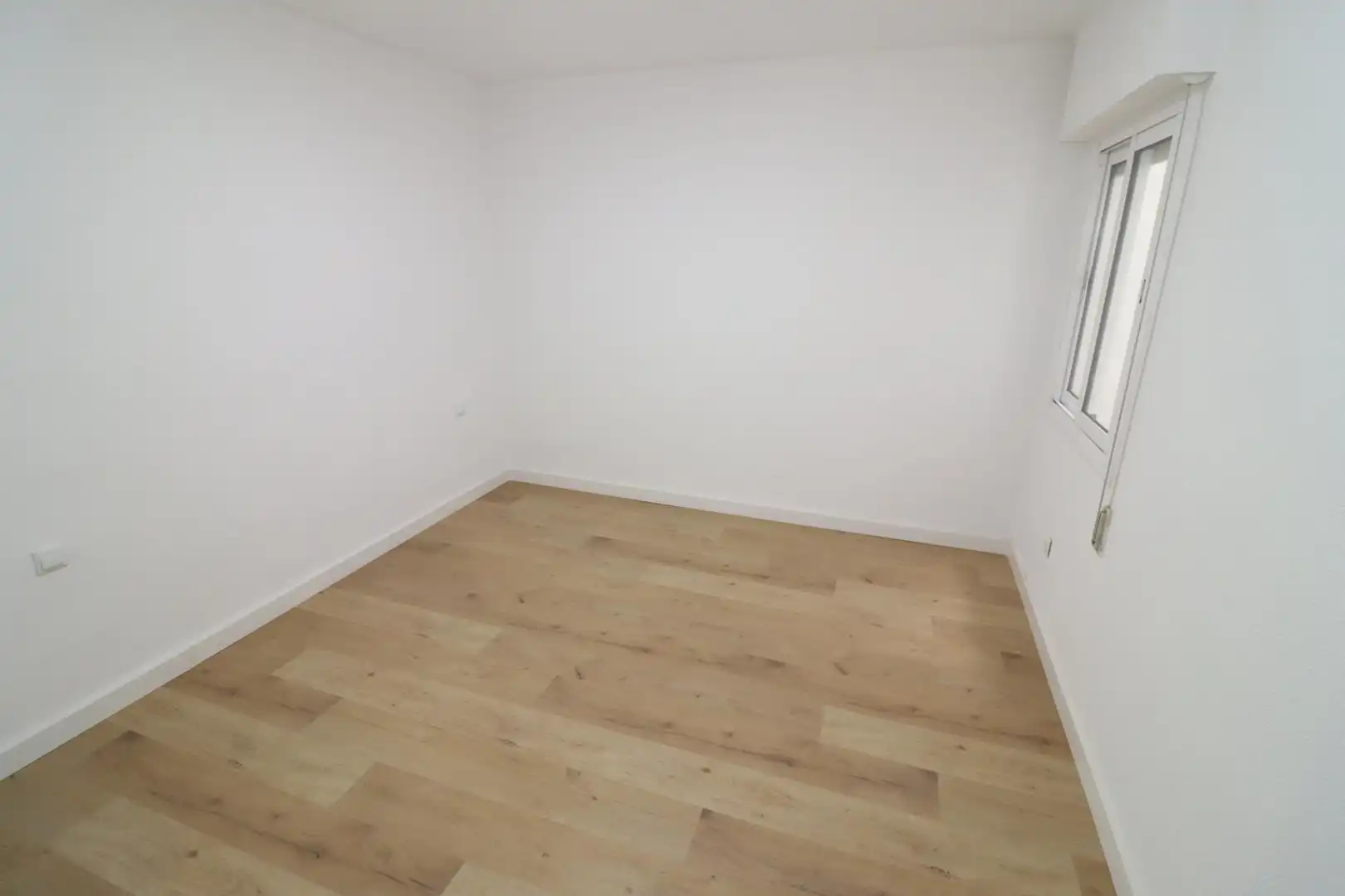 Habitación de Piso en venta en Alcanar con Parquet y Terraza