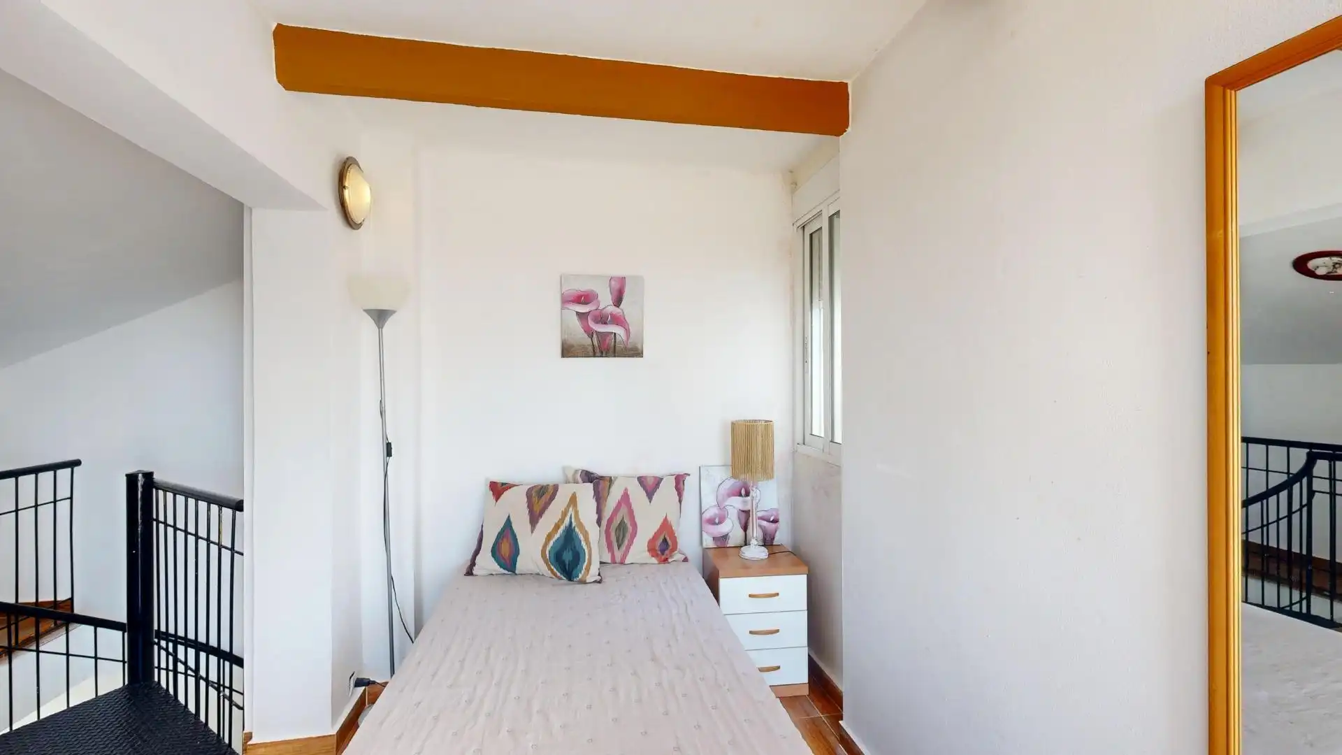 Habitación de Casa o chalet en venta en Orihuela con Terraza, Amueblado y Balcón