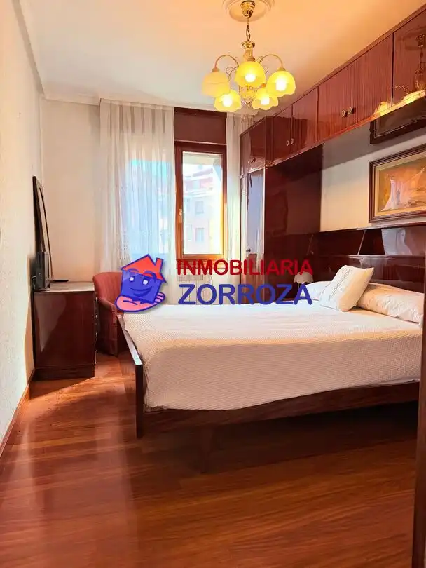 Bedroom of Flat for sale in Bilbao   with Heating and Furnished
