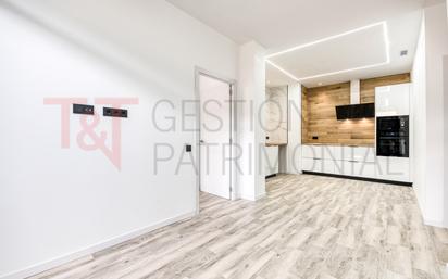 Flat for sale in Terrassa  with Air Conditioner, Heating and Oven