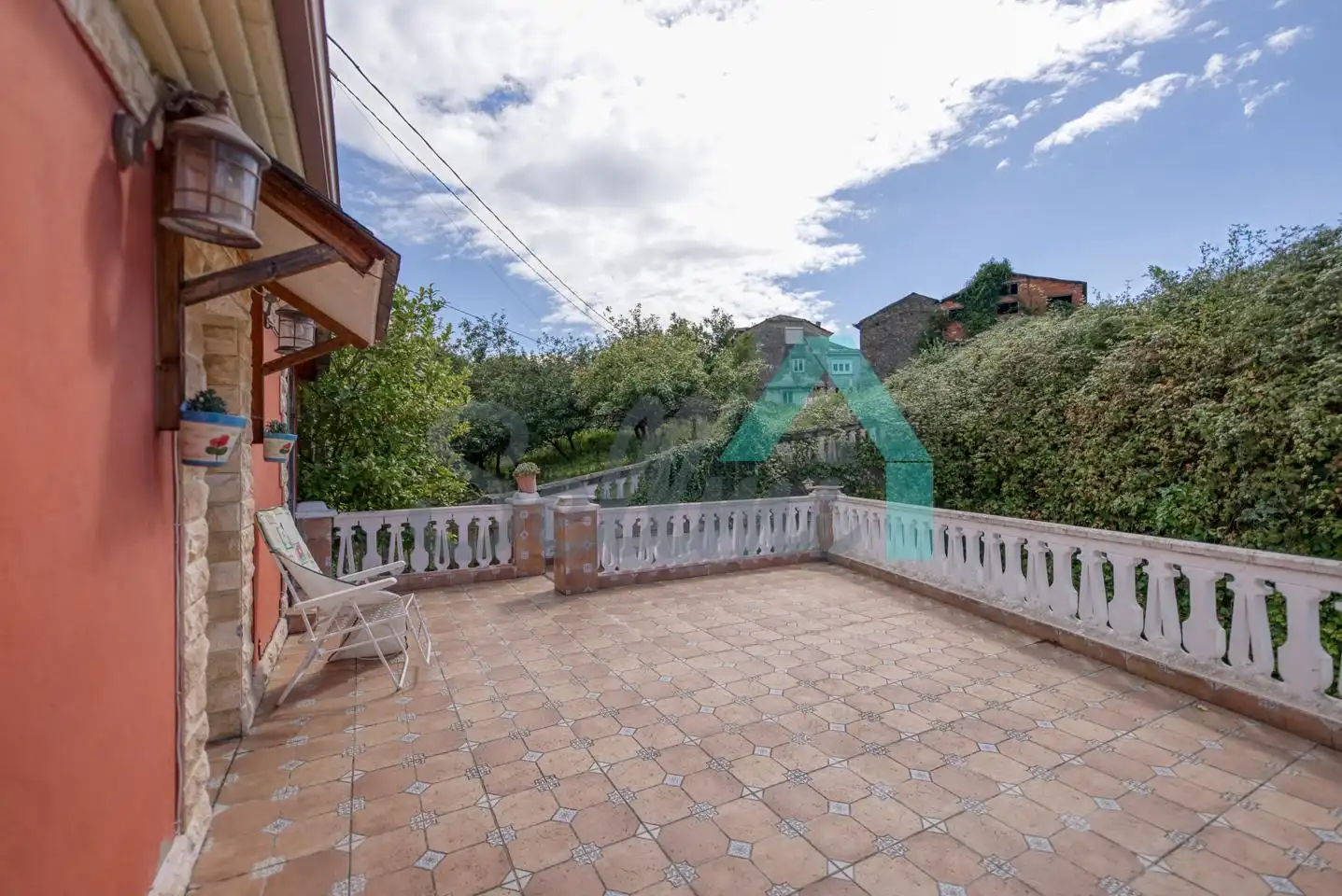 Terrace of Houses for sale in Coaña  with Heating, Terrace and Furnished