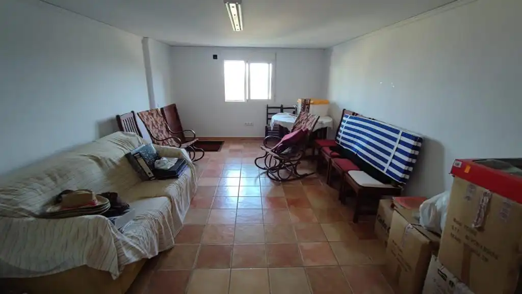 Casa o chalet en venta en Oliva con Jardín privado, Terraza y Amueblado
