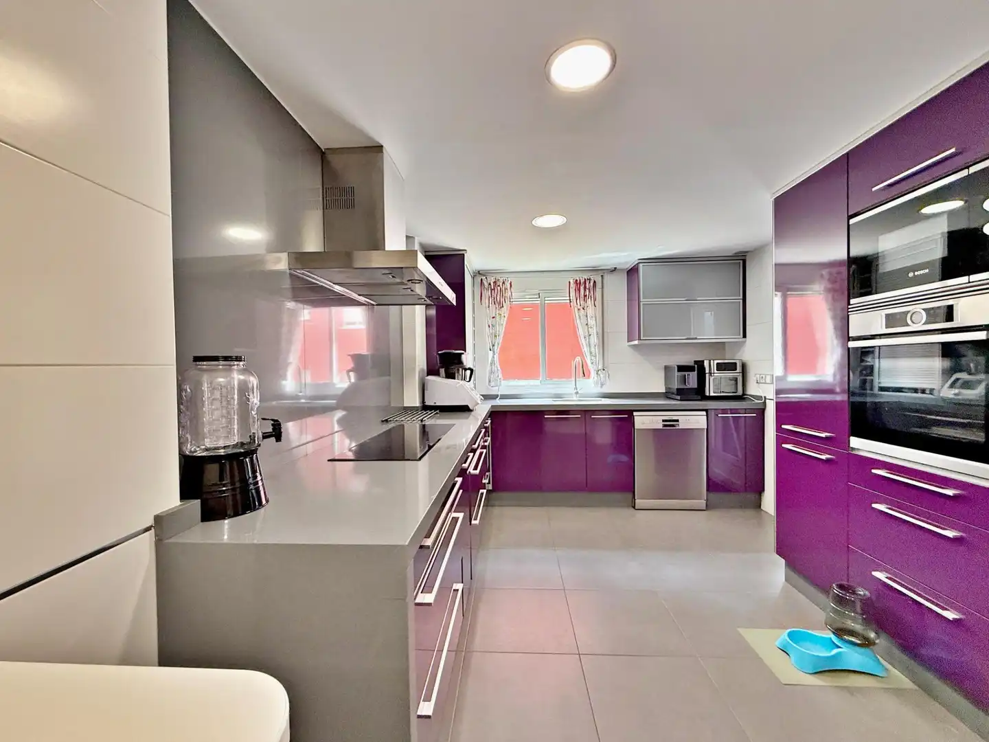 Cocina de Casa adosada en venta en Paterna con Aire acondicionado, Jardín privado y Trastero