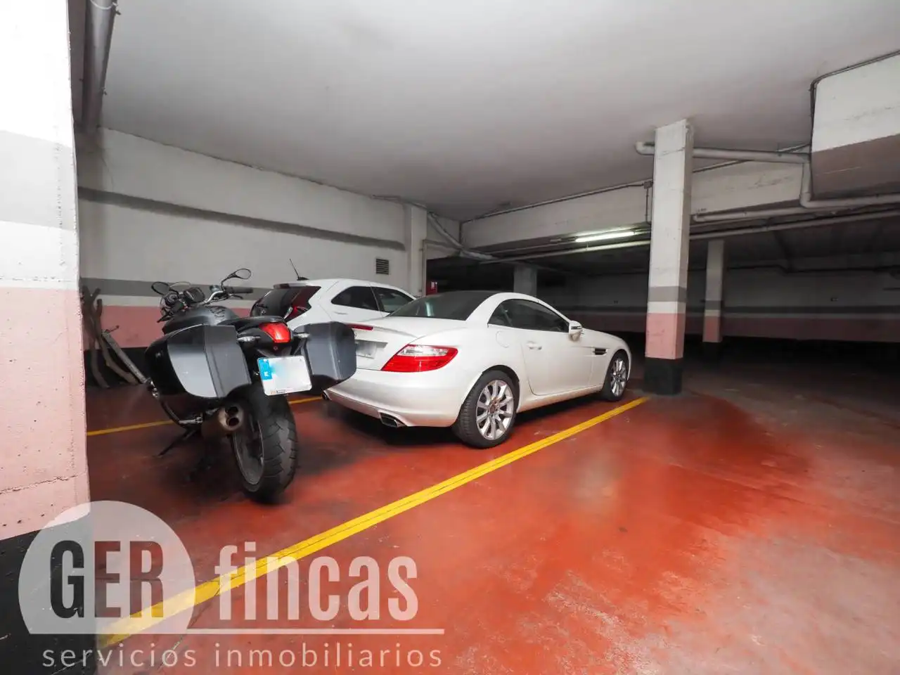 Individual en venta en Calle Joaquín Costa 106
