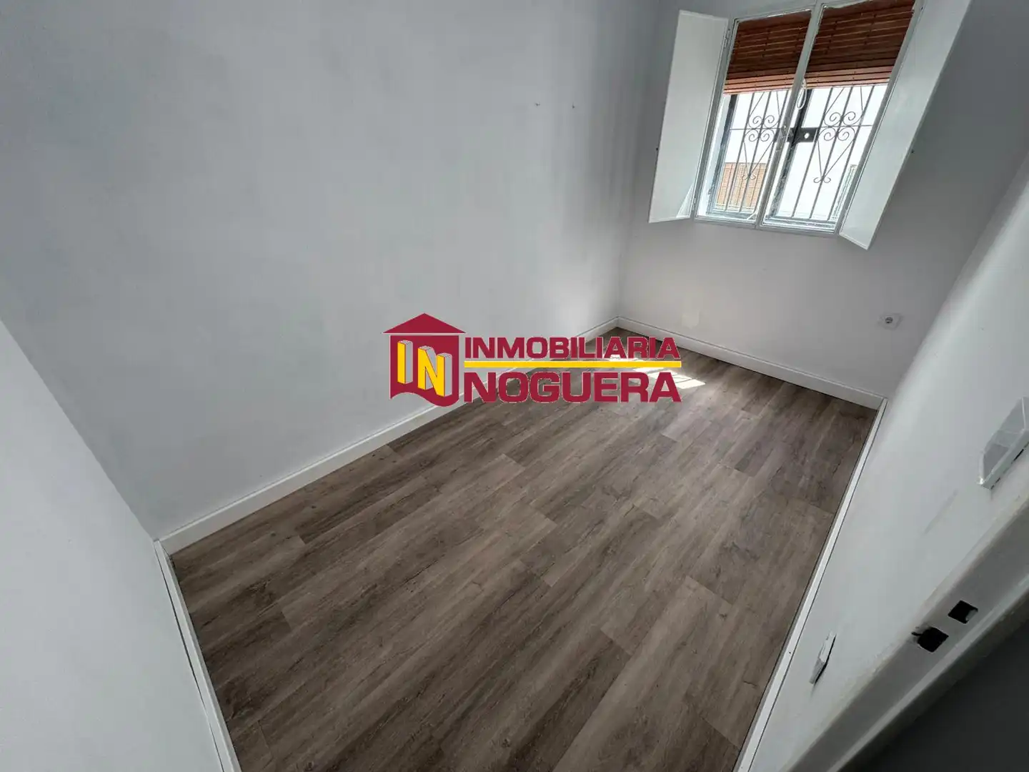 Schlafzimmer von Wohnung zur Miete in Écija