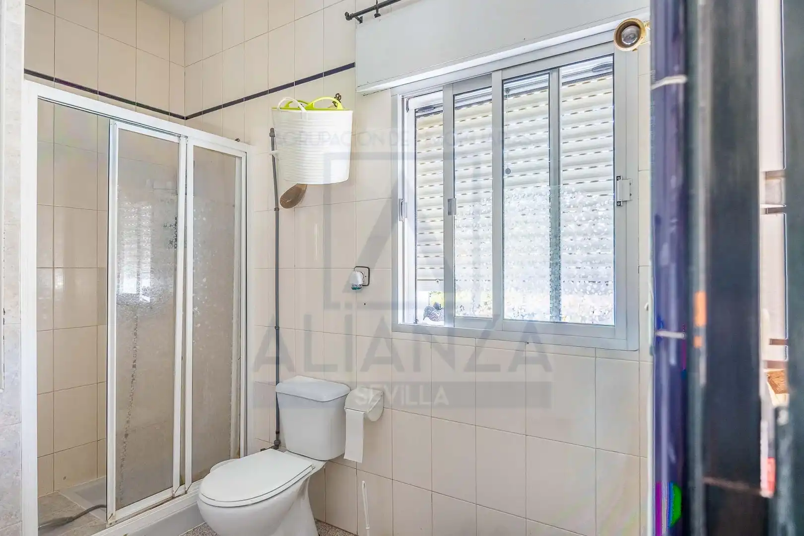 Baño de Casa o chalet en venta en Salteras con Aire acondicionado, Jardín privado y Piscina