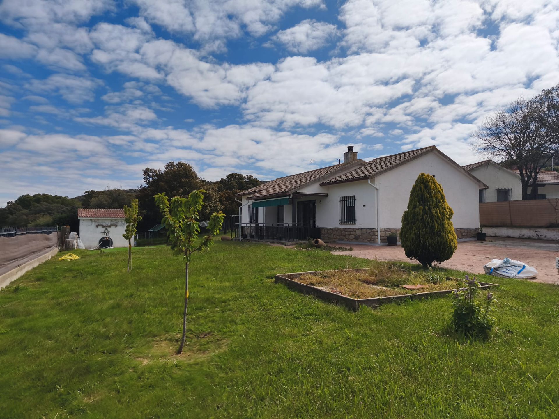 Exterior view of House or chalet for sale in Maello  with Air Conditioner, Heating and Private garden