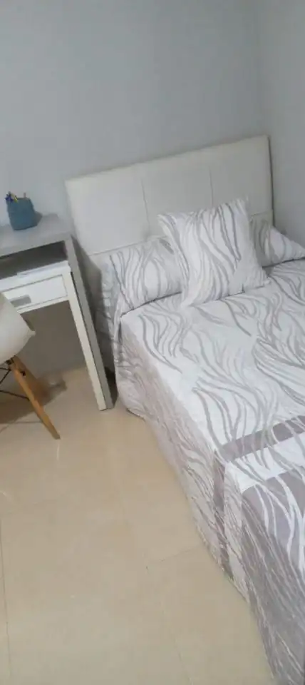 Habitación de Piso en venta en Melilla