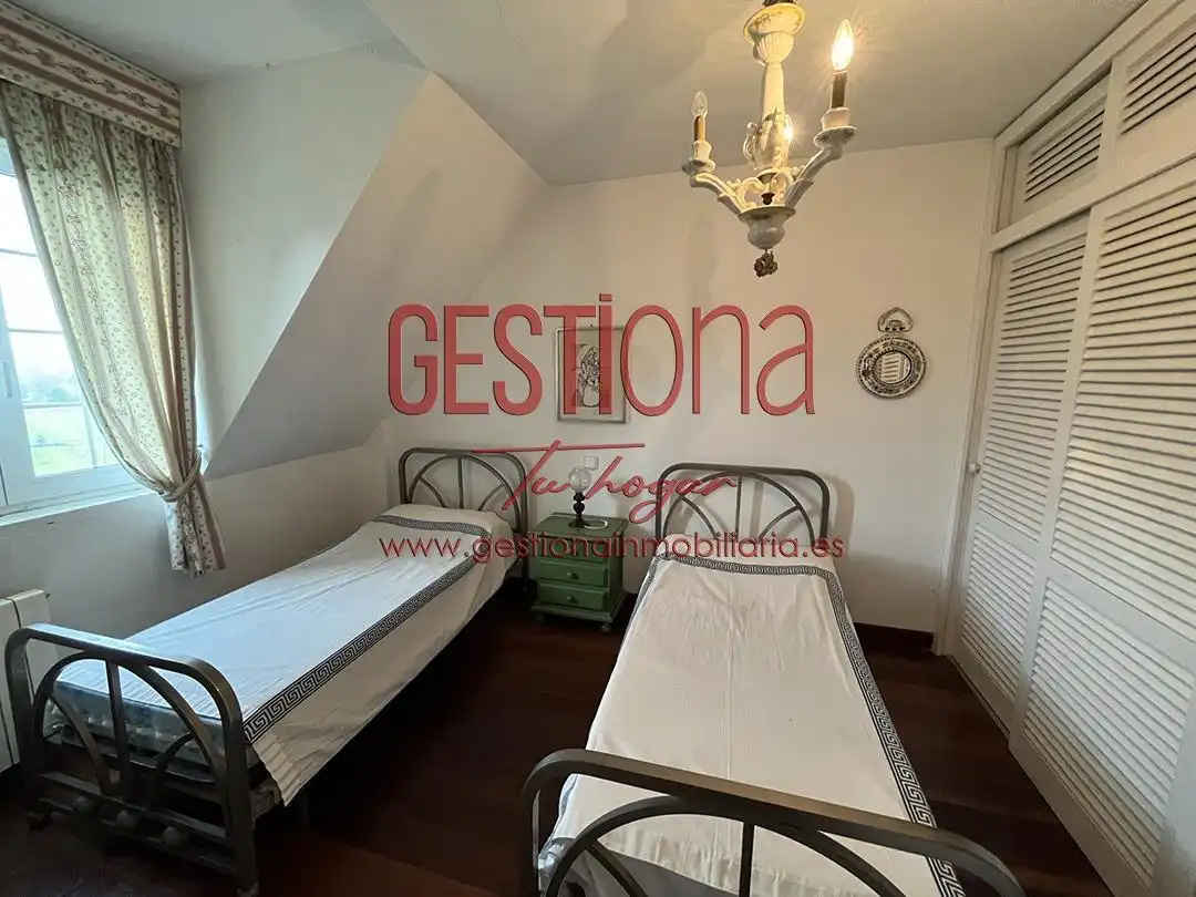 Habitación de Casa o chalet en venta en Solórzano con Jardín privado, Amueblado y Alarma