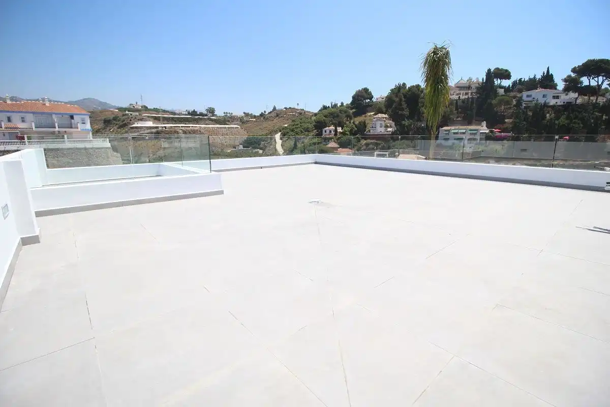 Terrassa de Casa o xalet de lloguer en Vélez-Málaga amb Aire condicionat, Calefacció i Jardí privat