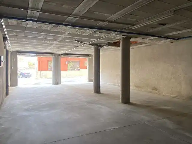 Garage zum Verkauf in N/A, -1, Castelló d'Empúries