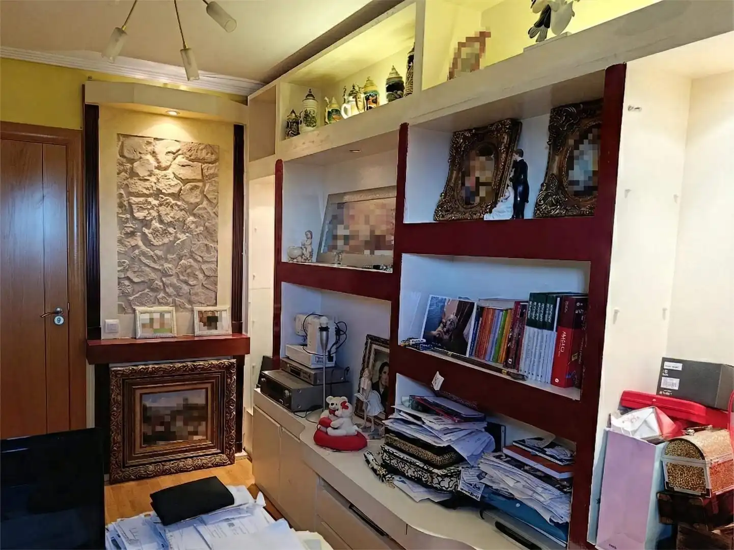 Sala de estar de Casa adosada en venta en Valverde de la Virgen con Jardín privado, Terraza y Balcón