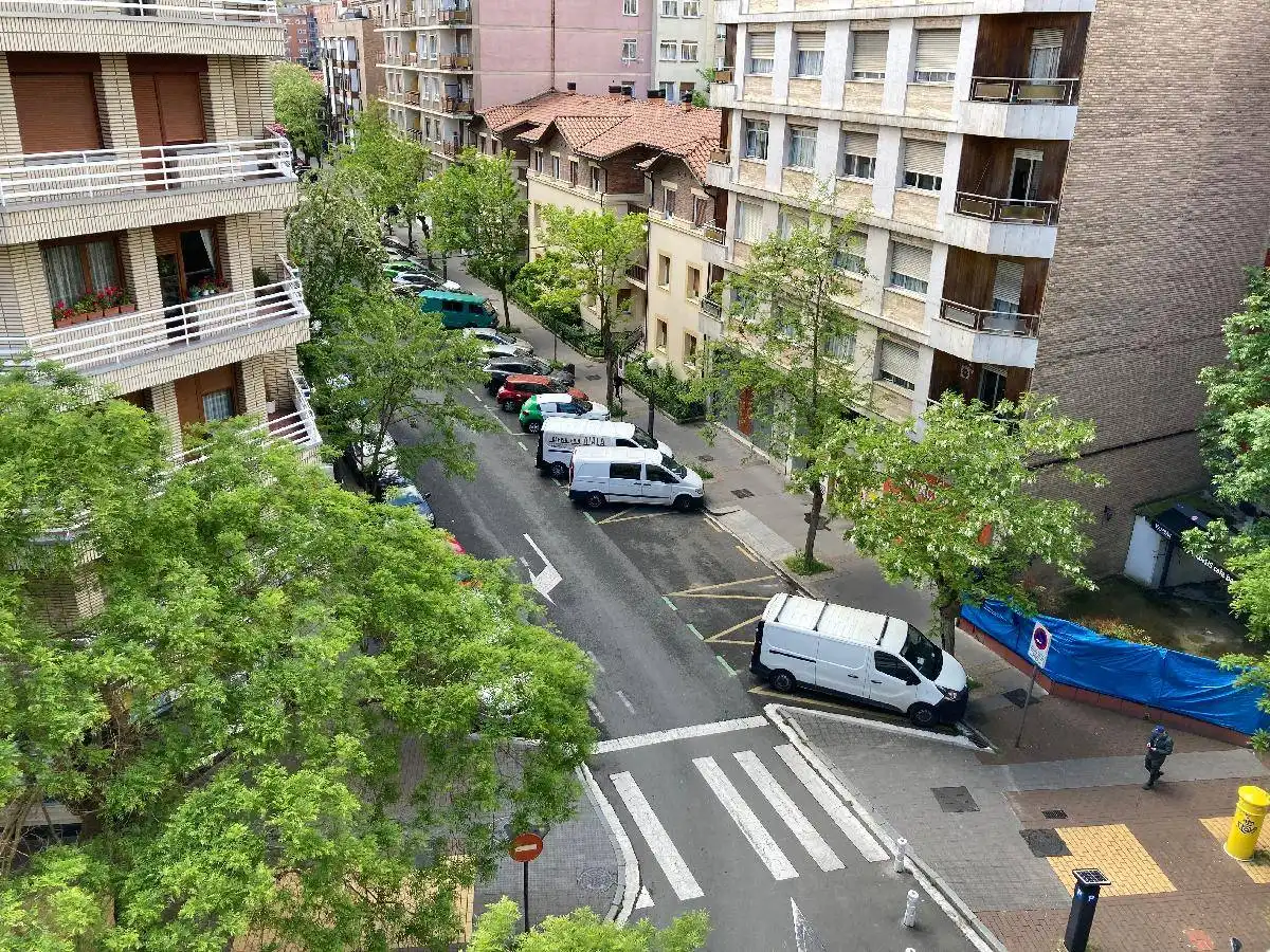 Aparcament de Pis en venda en Vitoria - Gasteiz amb Calefacció