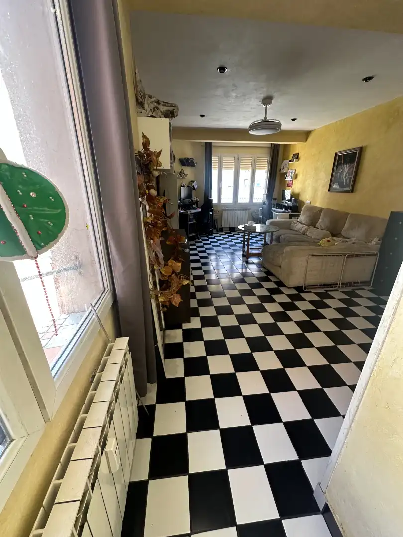 Wohnung mit Aufzug zum Verkauf in Calle Lardero 1, imagen 3