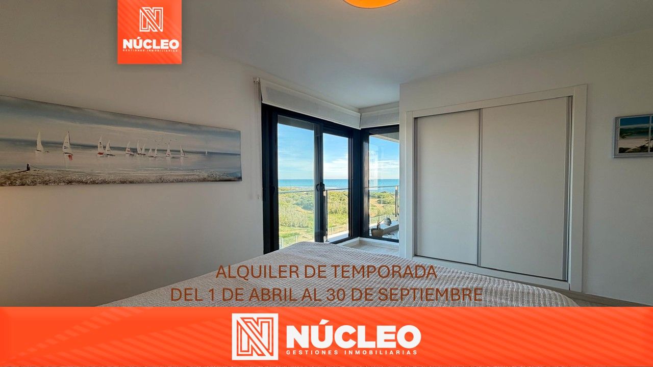 Bedroom of Flat for rent in Torrevieja  with Air Conditioner, Terrace and Furnished