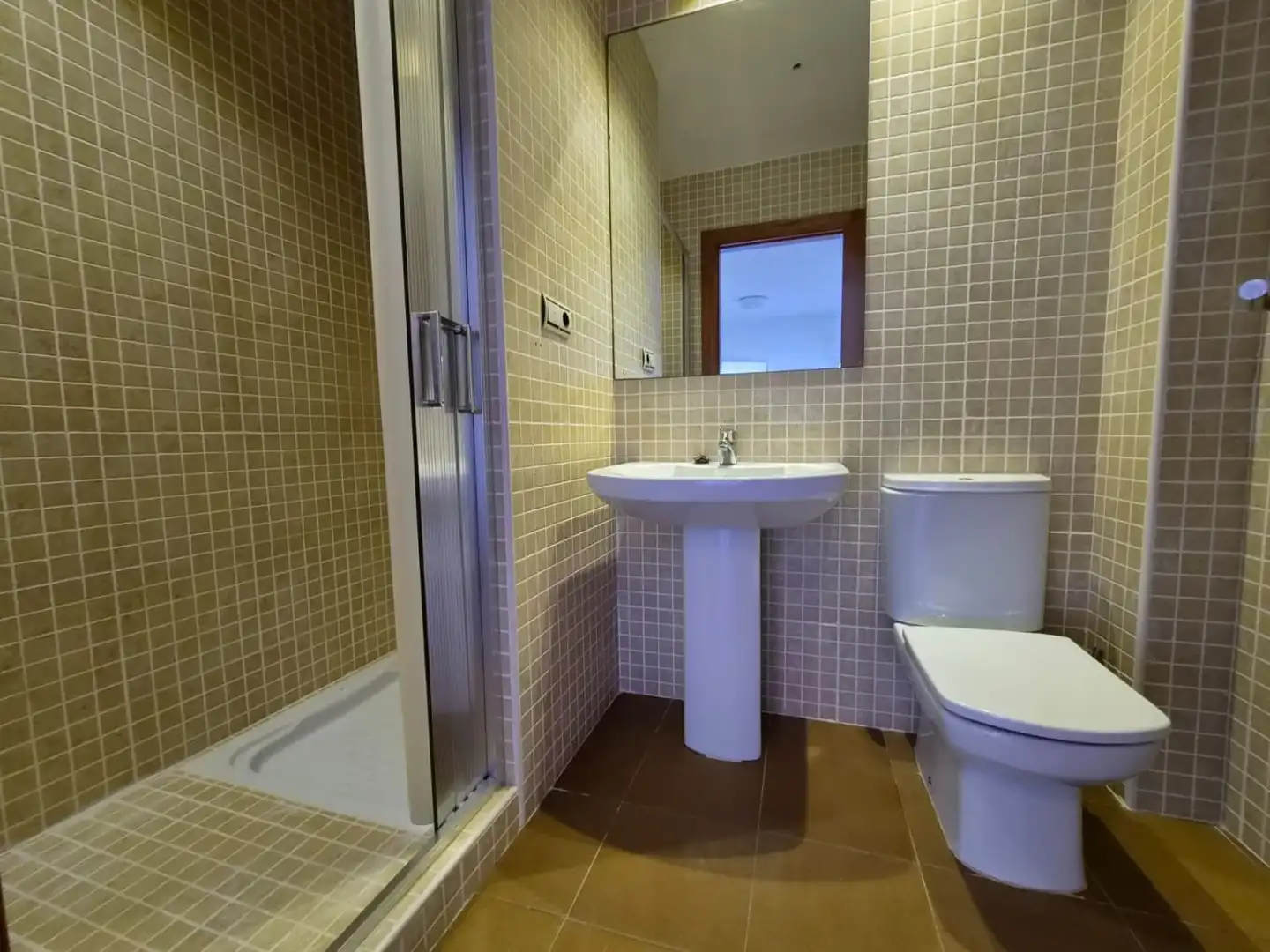 Badezimmer von Haus oder Chalet zum Verkauf in Águilas mit Klimaanlage und Schwimmbad