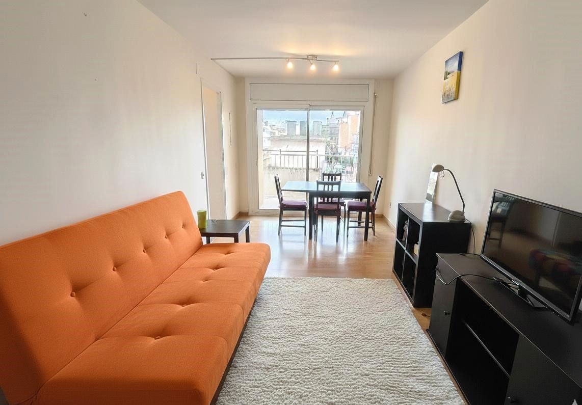 Living room of Flat for sale in Calella  with Parquet flooring, Furnished and Oven