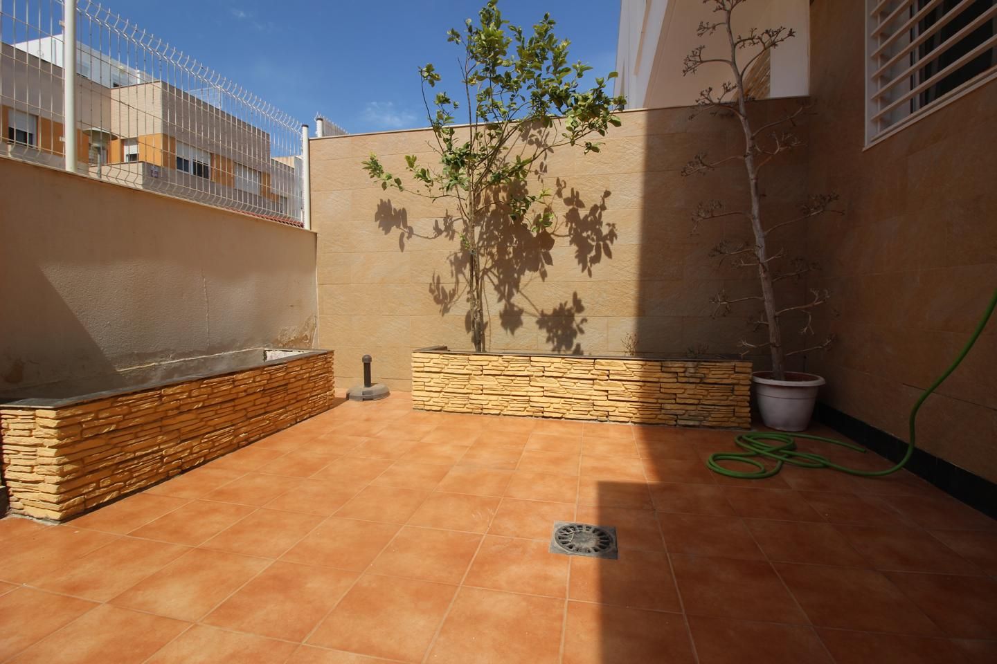 Terrassa de Dúplex de lloguer en  Almería Capital amb Aire condicionat i Terrassa