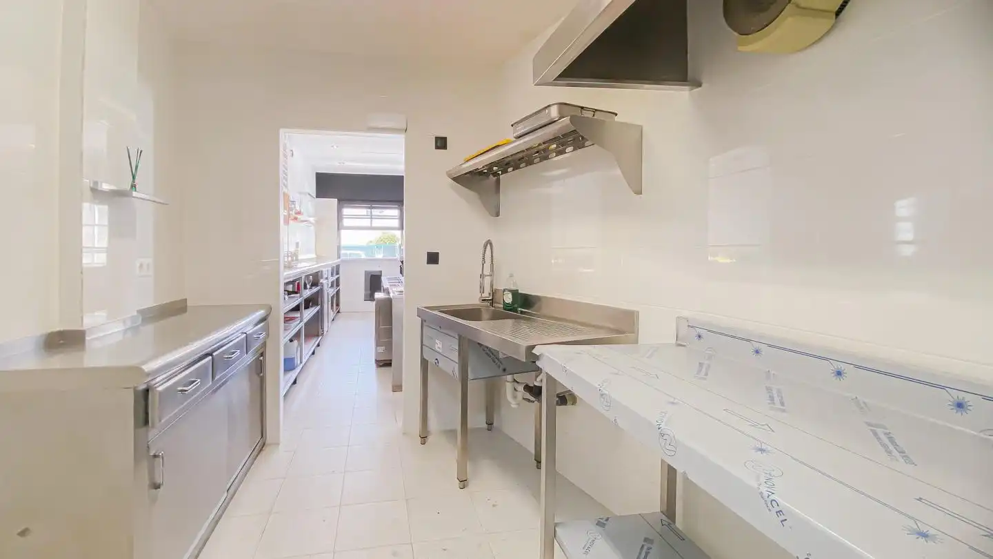Küche von Geschaftsraum zur Miete in Blanes mit Möbliert