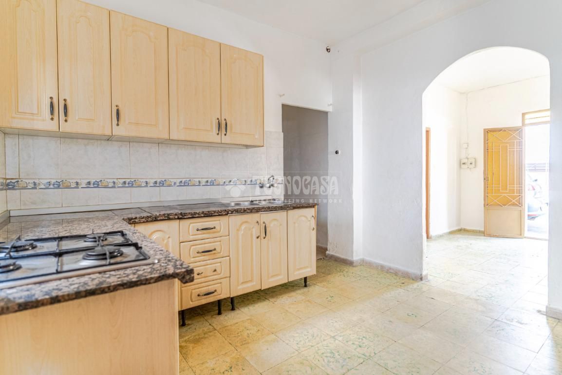 Kitchen of Single-family semi-detached for sale in Salobreña