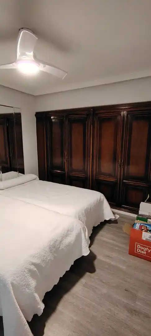 Bedroom of Flat for sale in Salamanca  with Heating, Parquet flooring and Furnished