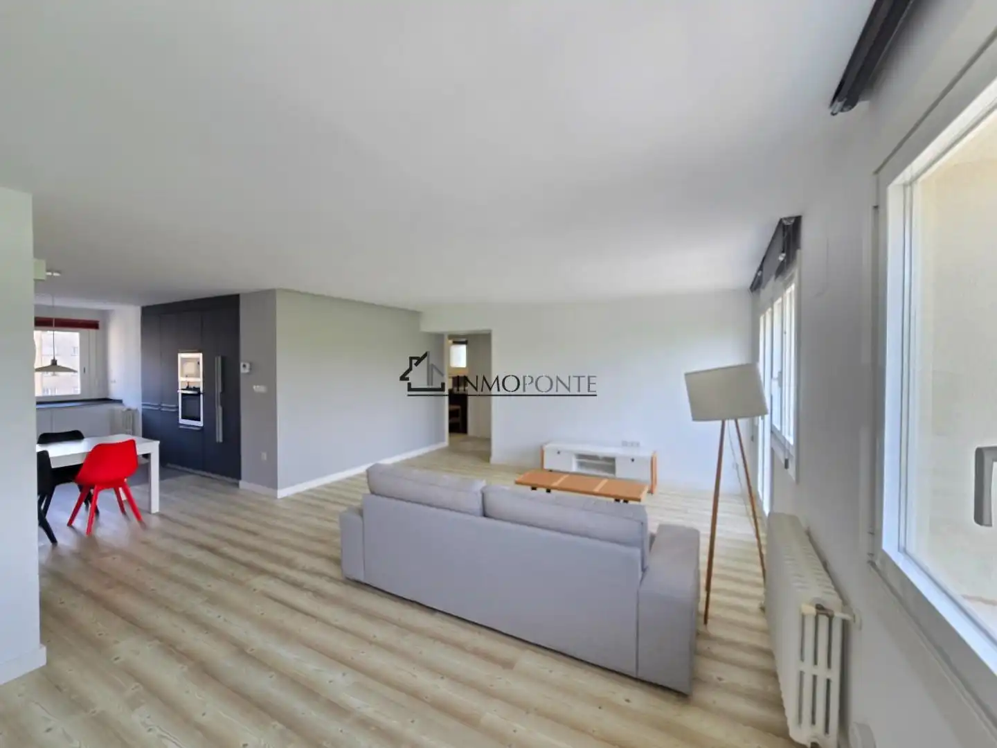 Sala de estar de Piso en venta en Pontevedra Capital  con Calefacción, Horno y Lavadora