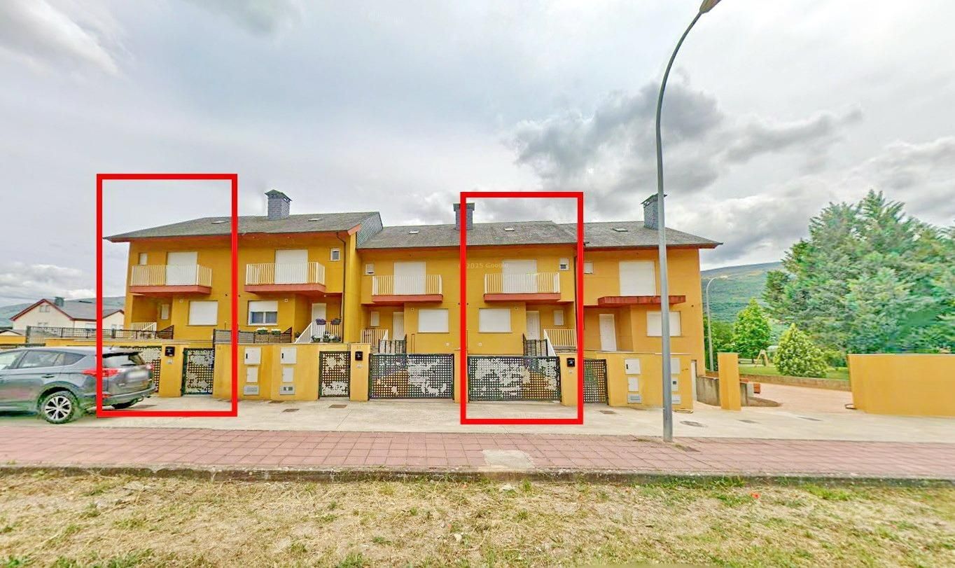 Vista exterior de Casa o chalet en venta en O Barco de Valdeorras   con Terraza y Balcón