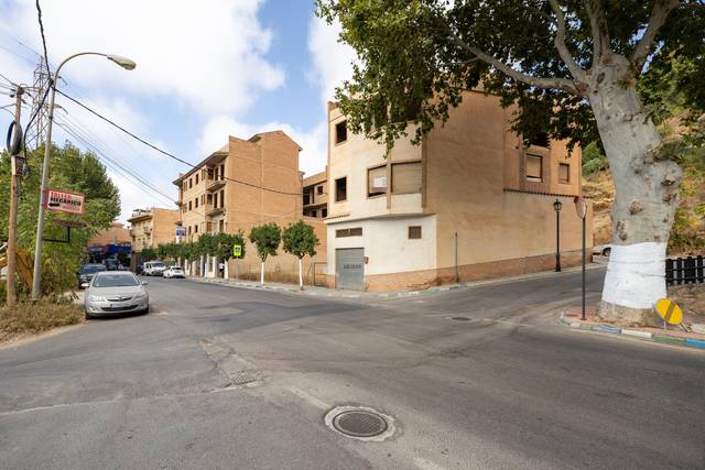 Edificio en Venta en Calle Señor de la Expiración en Lanjarón