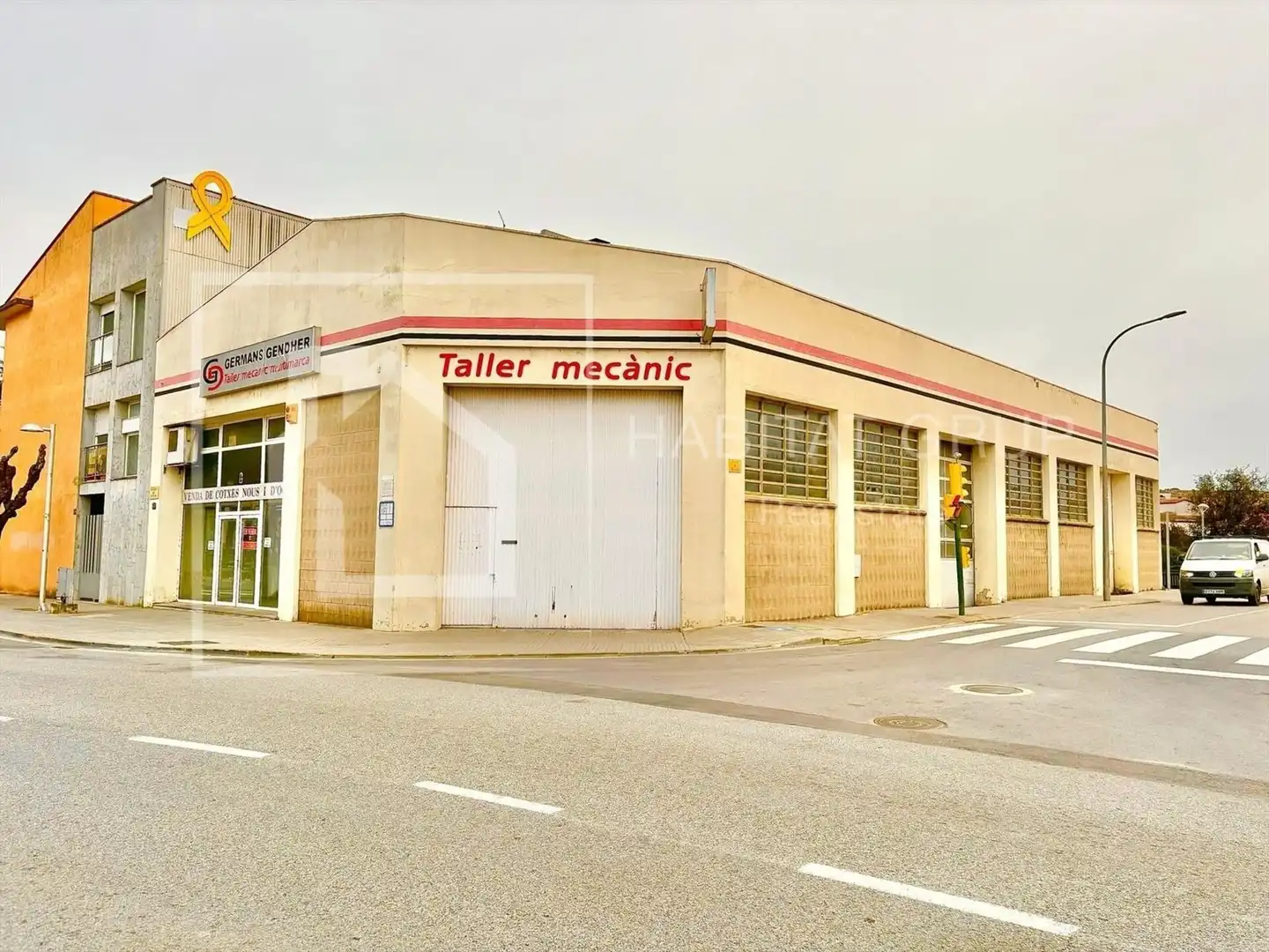 Exterior view of Industrial buildings for sale in Caldes de Malavella