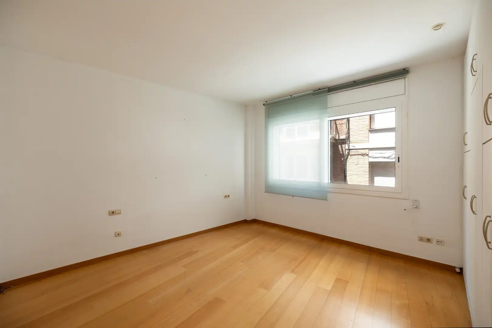 Habitación de Dúplex en venta en Barcelona con Calefacción, Parquet y Horno