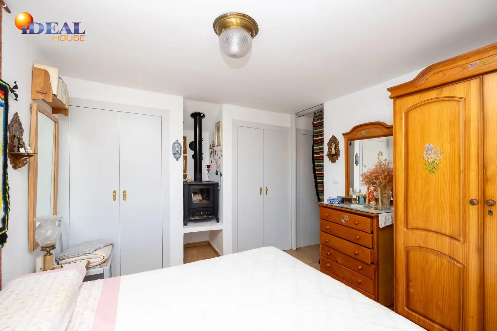 Bedroom of Houses for sale in Quéntar, Granada