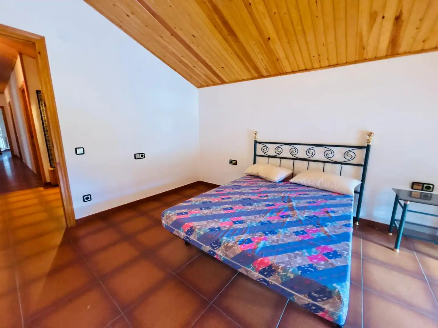 Dormitori de Finca rústica en venda en Cornudella de Montsant amb Aire condicionat, Jardí privat i Moblat