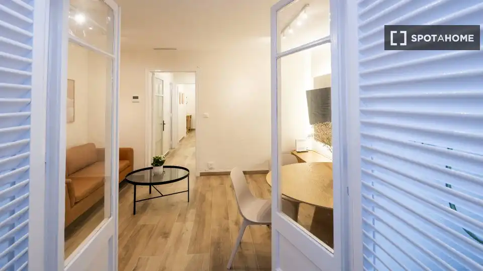 Appartamento con terrazza in affitto a Eixample, imagen 4