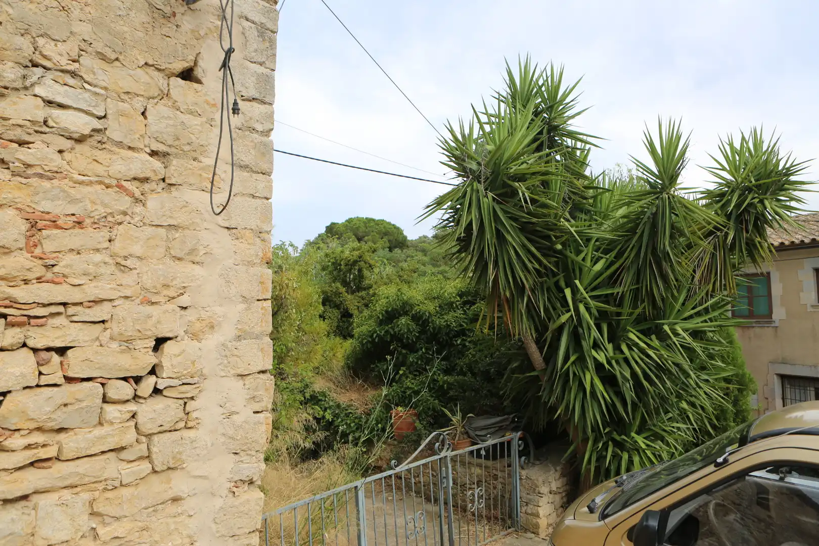 Vista exterior de Finca rústica en venda en Begur amb Jardí privat