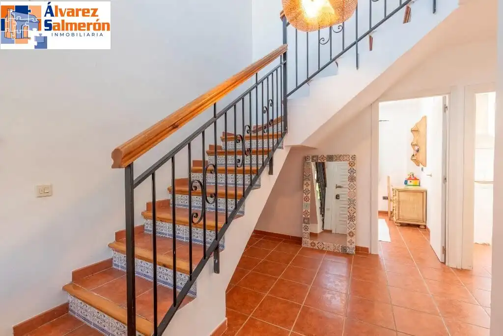 Houses for sale in Albolote  with Air Conditioner, Private garden and Terrace