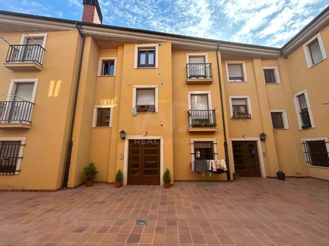 Piso en Venta en  Calle AVENIDA CONSTITUCION 6, 6 en Mansilla de las Mulas