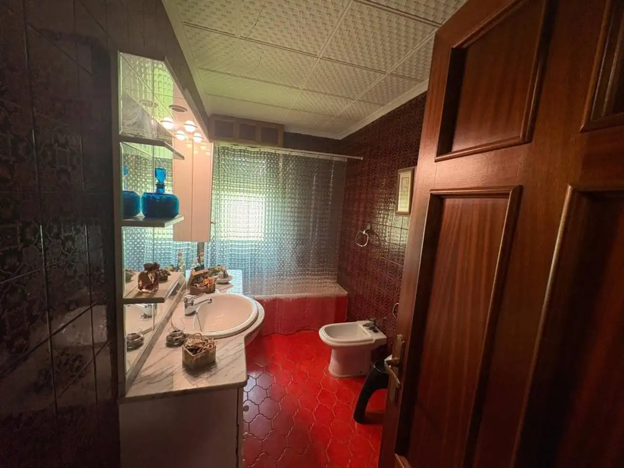 Baño de Finca rústica en venta en Onil con Calefacción, Jardín privado y Terraza