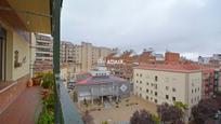 Vista exterior de Pis en venda en Cáceres Capital amb Aire condicionat i Terrassa