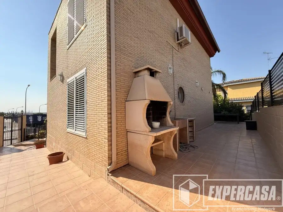 Terrassa de Casa o xalet en venda en Riba-roja de Túria amb Aire condicionat, Calefacció i Terrassa