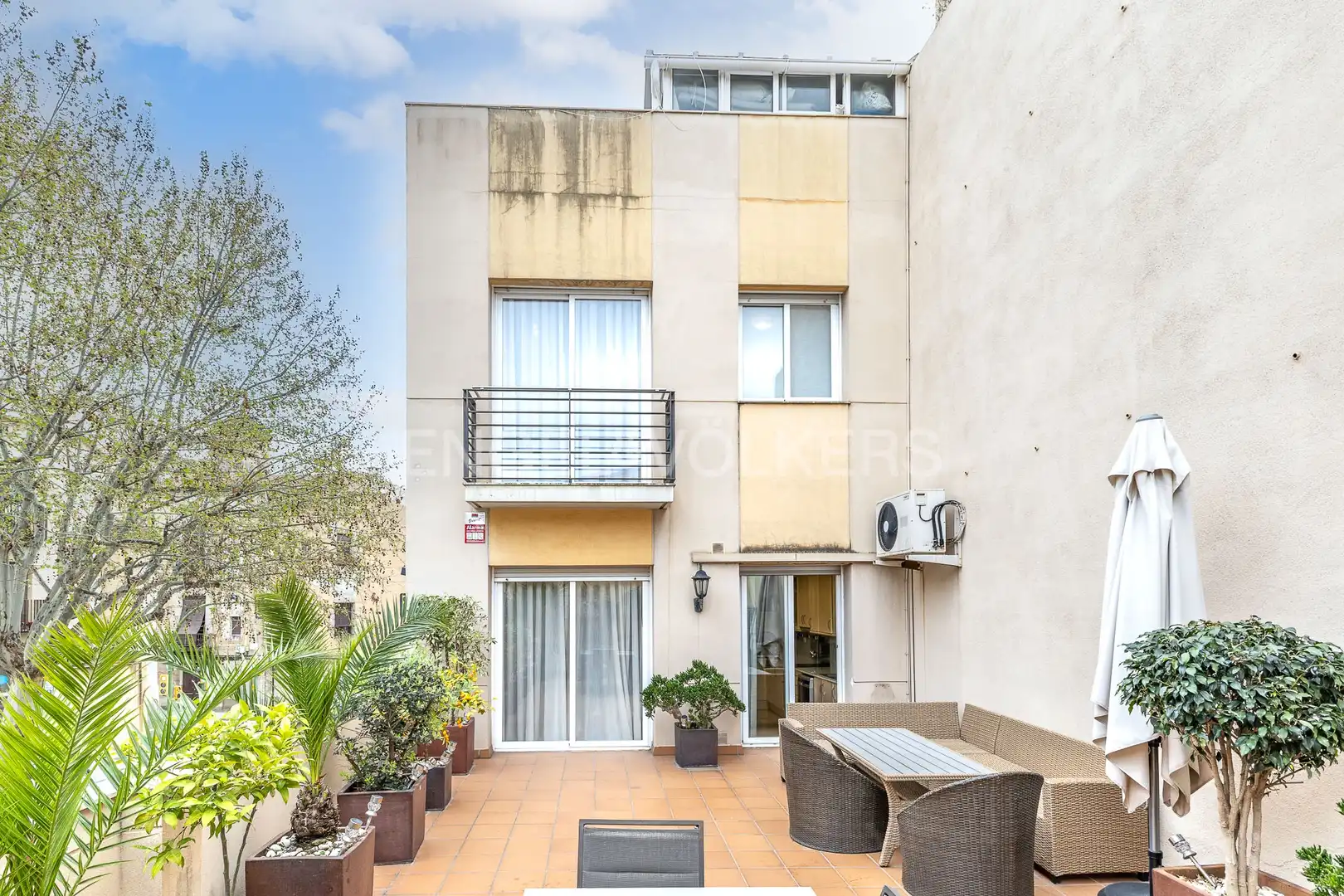 Vista exterior de Dúplex en venda en Mataró amb Aire condicionat, Calefacció i Terrassa