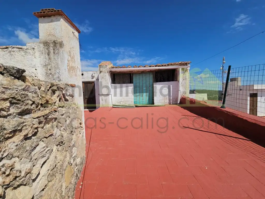 Vista exterior de Casa o xalet en venda en Cervera del Maestre amb Terrassa i Balcó
