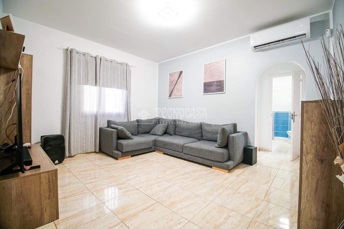 Sala d'estar de Casa adosada en venda en San Cristóbal de la Laguna