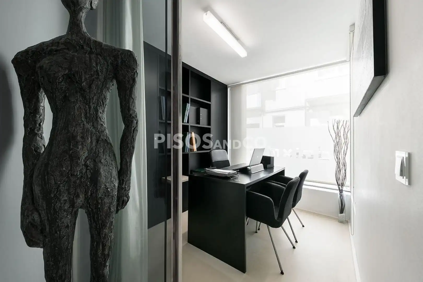 Business premises to rent in Arzobispo Gelmírez, imagen 4