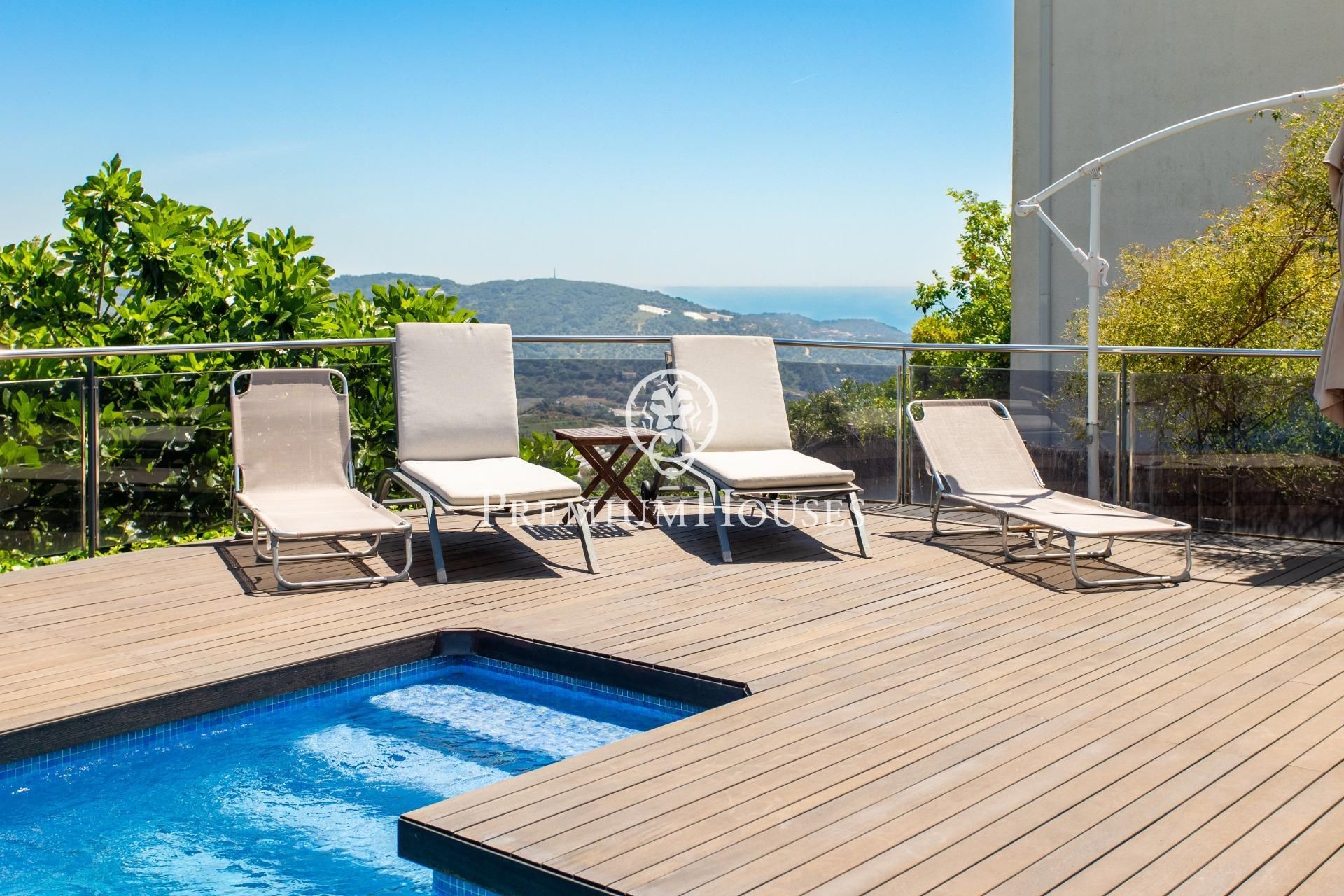 Terrassa de Casa o xalet en venda en Sant Cebrià de Vallalta amb Aire condicionat, Calefacció i Jardí privat