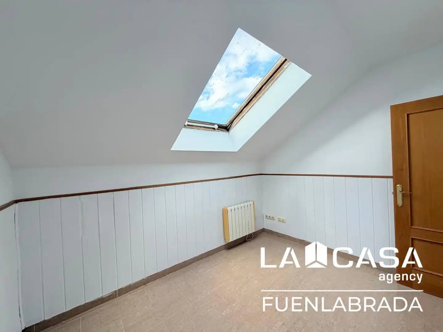 Duplexes for sale in El Viso de San Juan  with Heating, Swimming Pool and Balcony