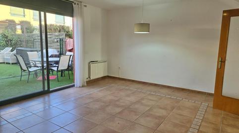 Foto 4 de Casa adosada en venda a Dels Traginers, Vall-llobrega, Girona