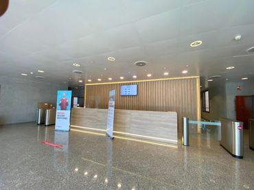 Oficina amb ascensor de lloguer a Avenida de Europa 6
