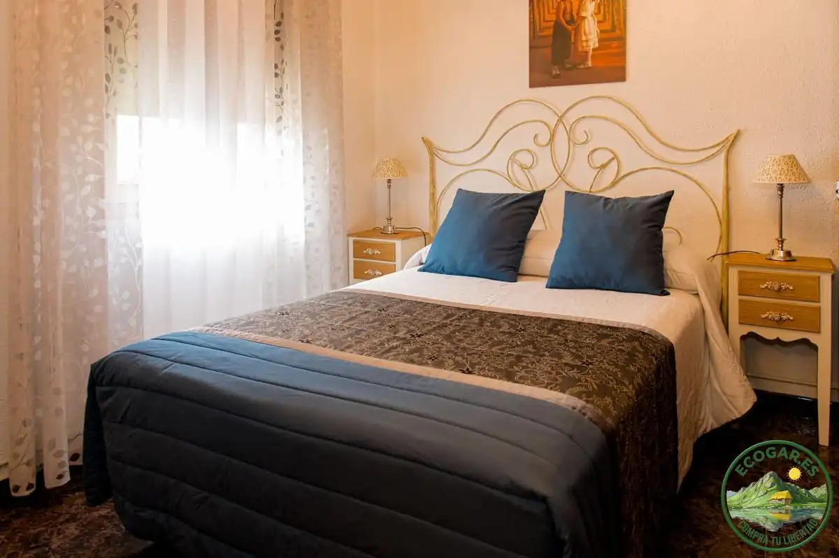 Habitación de Casa o chalet en venta en Fabero con Calefacción, Jardín privado y Terraza