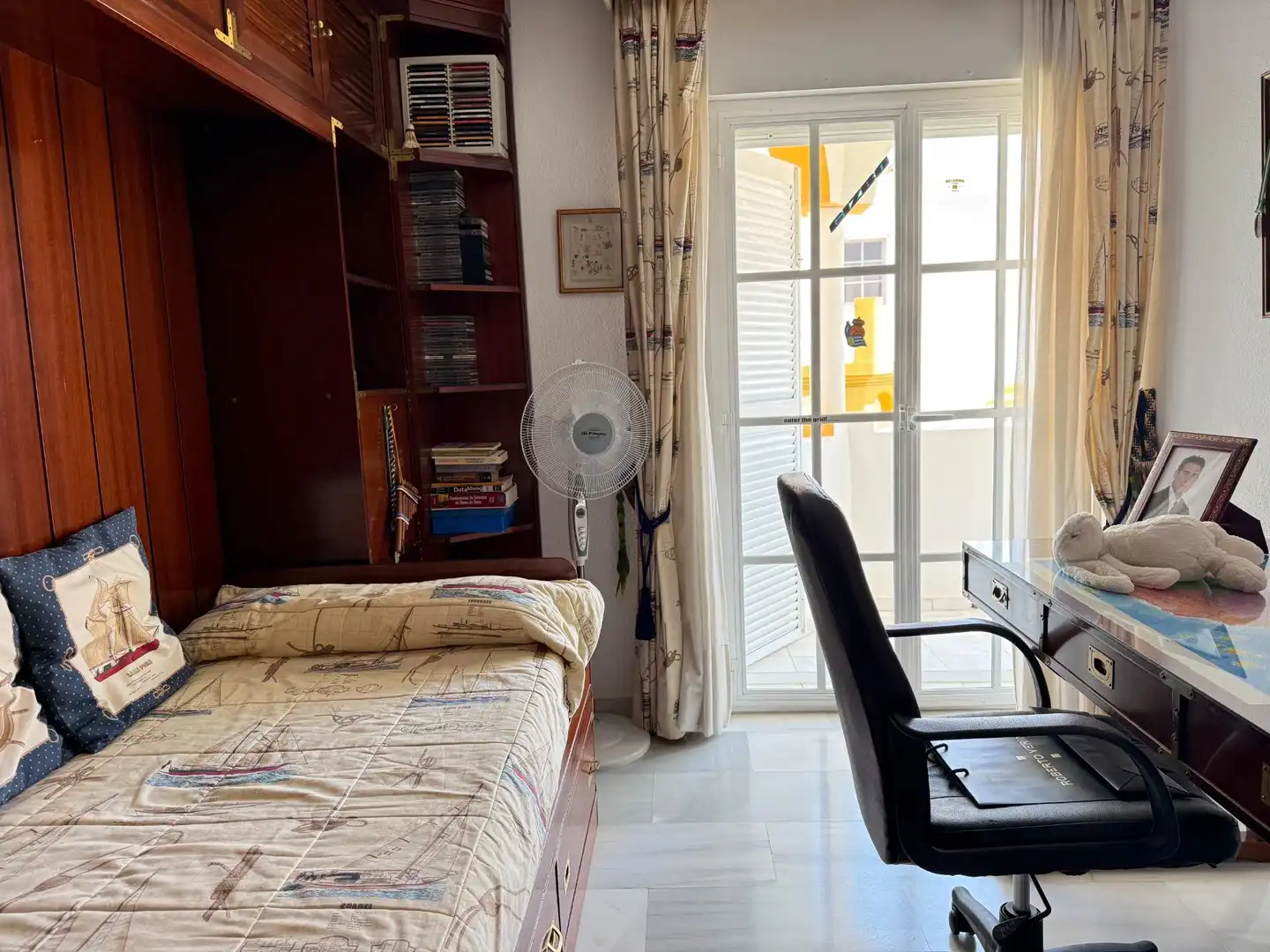Dormitori de Casa adosada en venda en Málaga amb Aire condicionat, Calefacció i Jardí privat